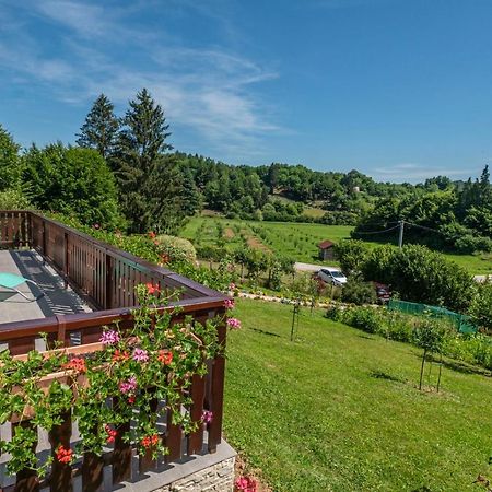 Holiday Home Mare Near River Karlovac Exterior foto